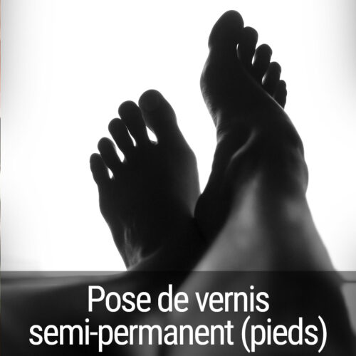 Pose de vernis semi permanent - pieds